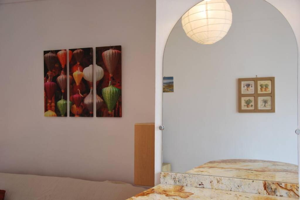 Ferienwohnung Nice Center - Bright Studio Balcony Wifi & Aircon Exterior foto