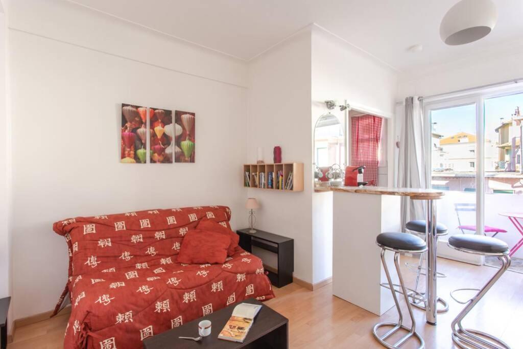 Ferienwohnung Nice Center - Bright Studio Balcony Wifi & Aircon Exterior foto